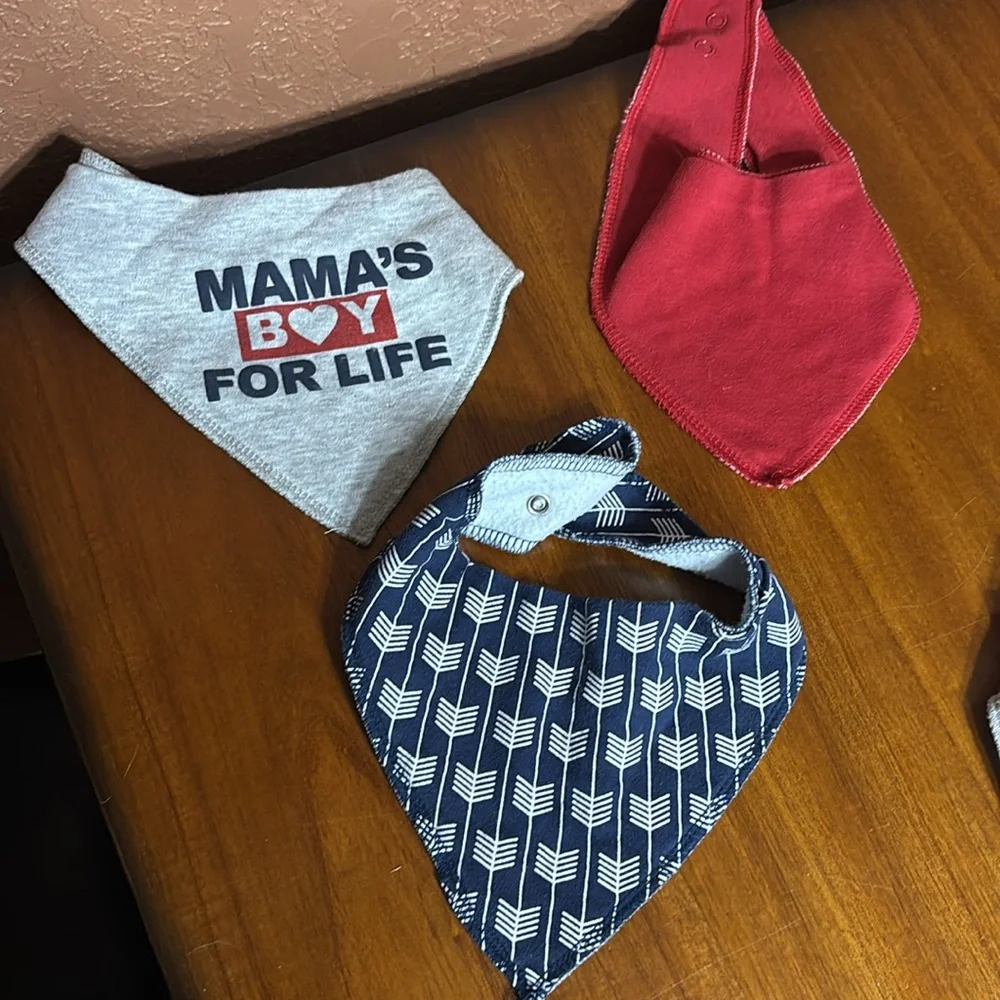 7 bandana bibs